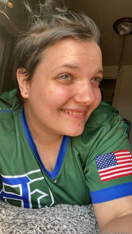 qweensensei nude star pictures