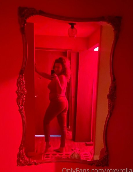 roxyrolla pretty actress gallery