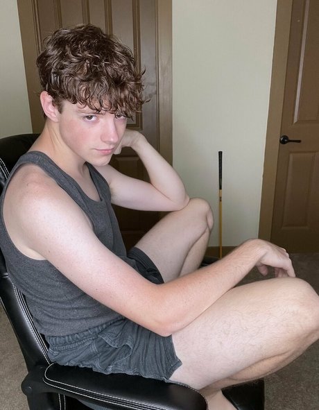 tommyakai adult model archive