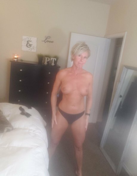 anzee nudes star images