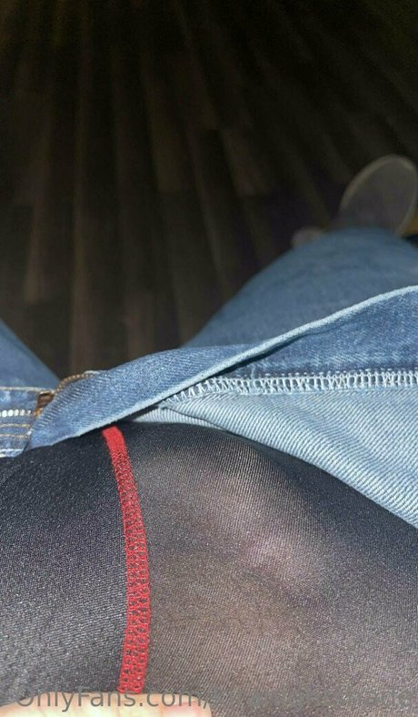 female influencer onlyfans free pics