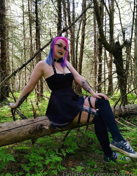 calvatron pretty model pics