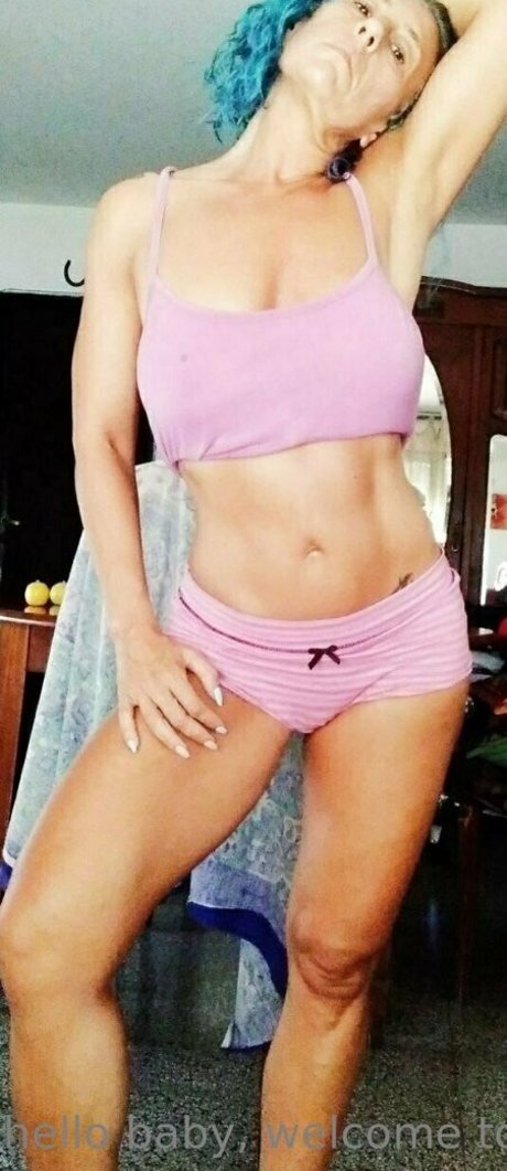 girlxxxtriniti pretty actress image