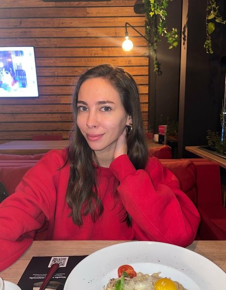 lili babe high quality pornstar photo