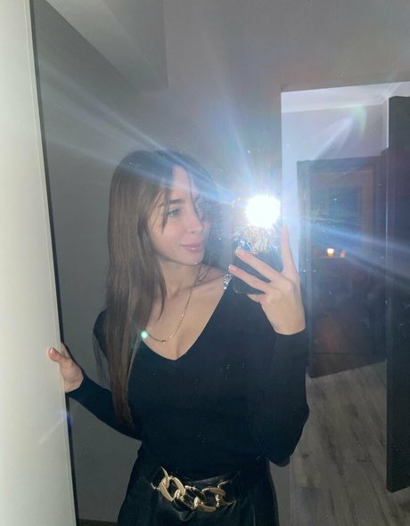 lili babe beautiful actress images