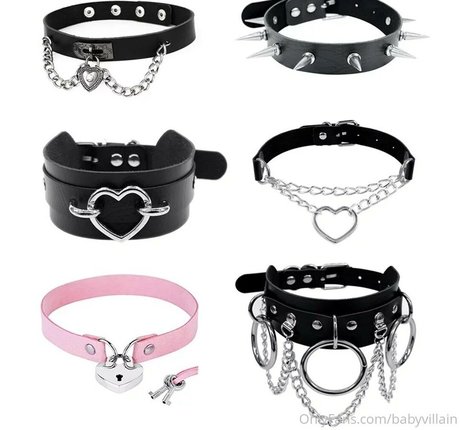 ave ria naked pornstar img