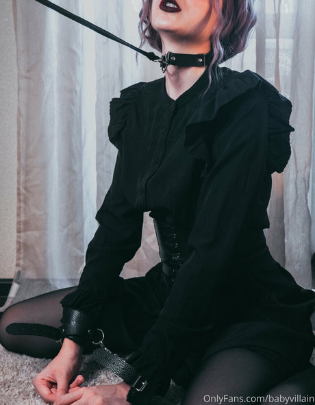 ave ria adult star photo