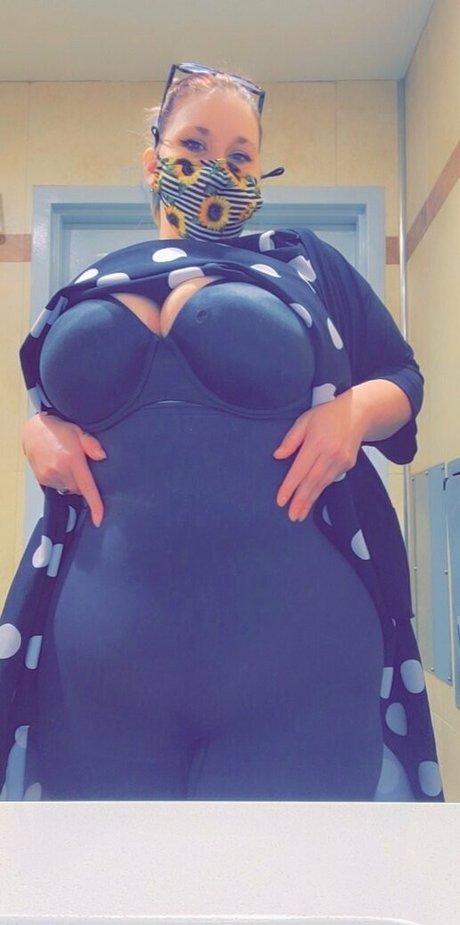 shemale ass onlyfans pornographic images