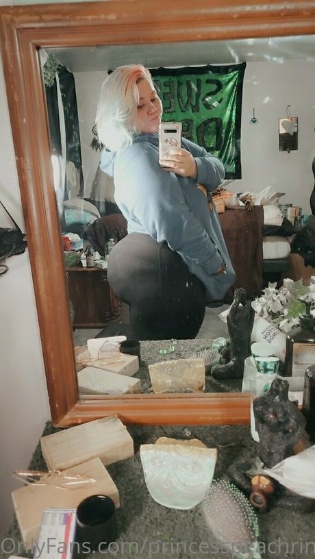 princesspeachrings exclusive model images