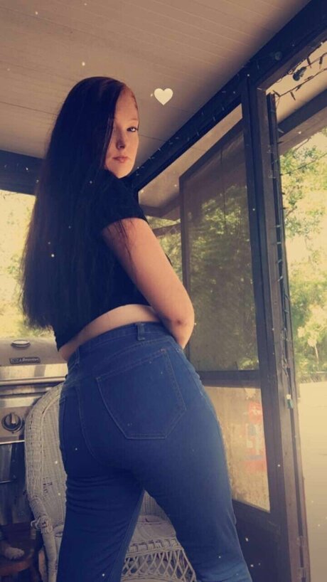 Lisa Creeach model erotic galleries