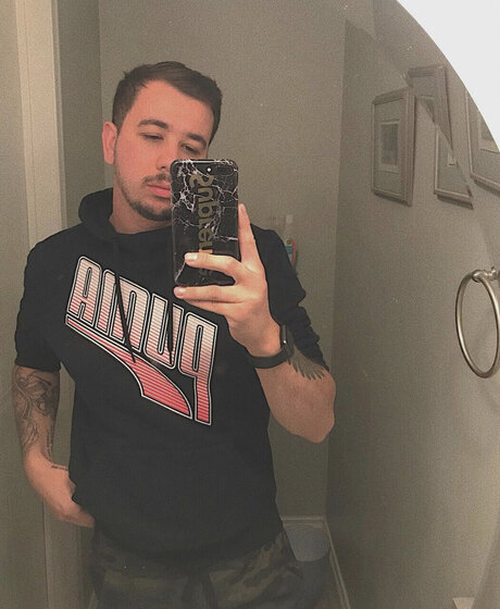 mike cabral pornstar nudes pictures