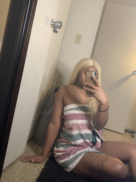 Nija erotic model photos