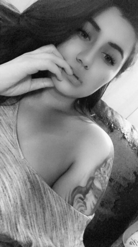 Venusluv pornstar hd picture