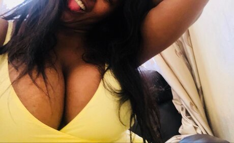 Lallie star exclusive img