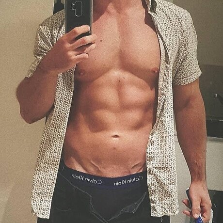 Hunny nudes model photo