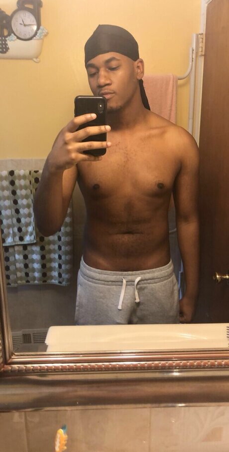 Shynanigans model nude galleries