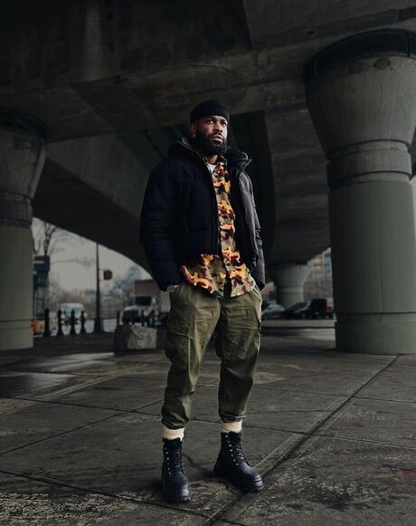 Thanos nude model photos