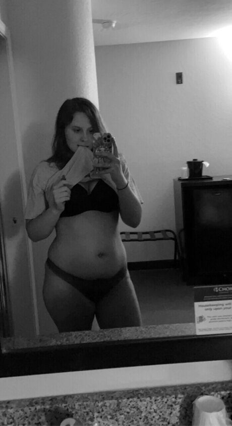 Hxnnxh hot model images