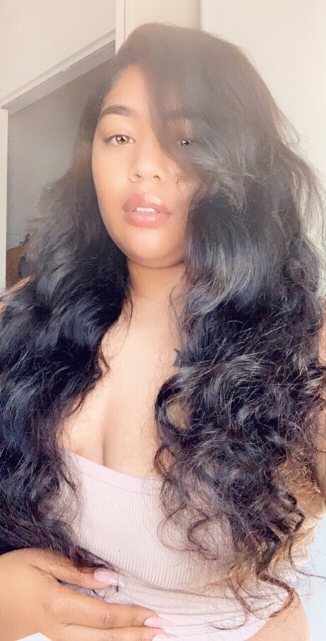 TubGrl_ exclusive pornstar pic