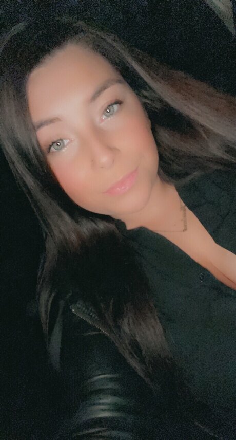 Karolane Chasse Michaud erotic pornstar image