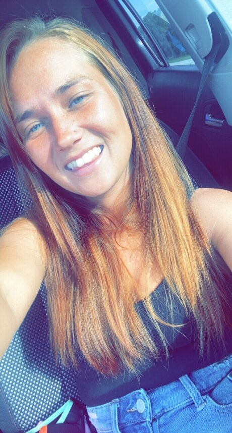 HotLeo95 model nude photos