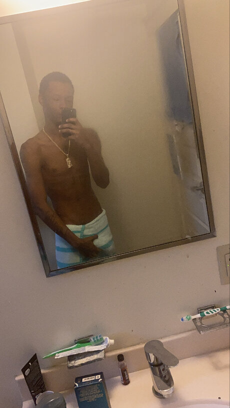 DilfAssX pornstar naked img