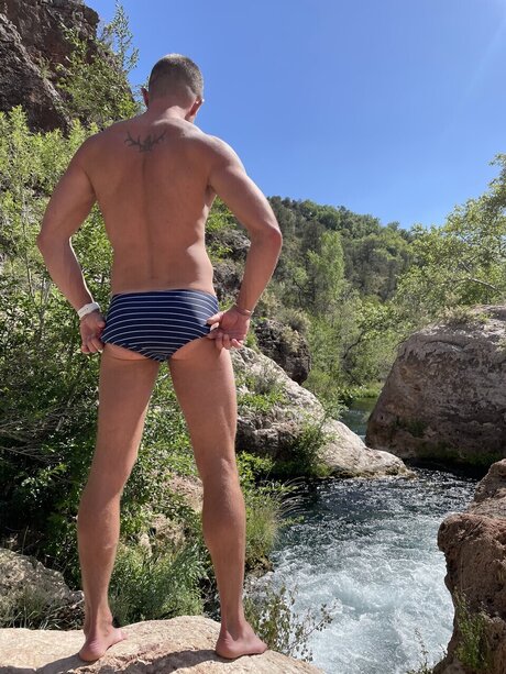 Ryan Clarke star beautiful pictures