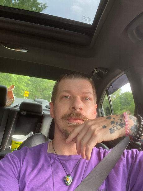 Aaron90 model free photos