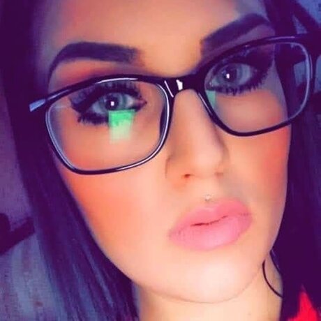 Thick girl star pics