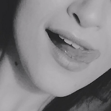 Good Night model porn picture