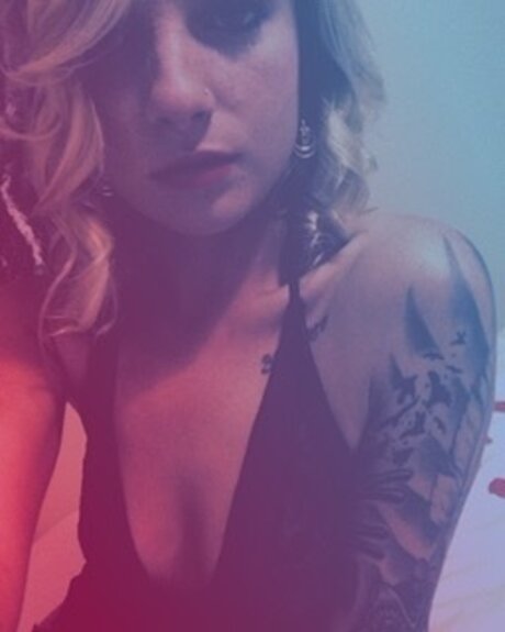 Aim pretty model pictures