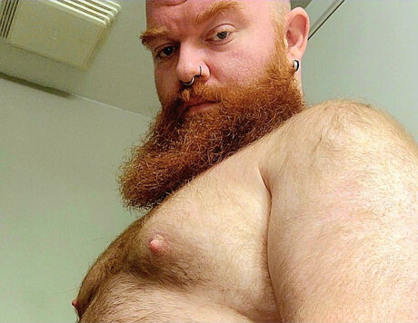 Yukon Wallace star nudes images