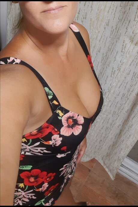 Virginia10 pretty pornstar archive