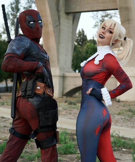 Raineemery sexy model pictures