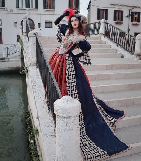 milf strip onlyfans pornos pictures