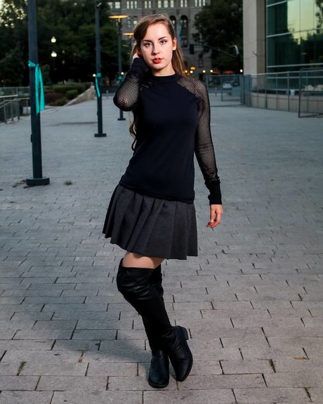 Raineemery sex actress pic