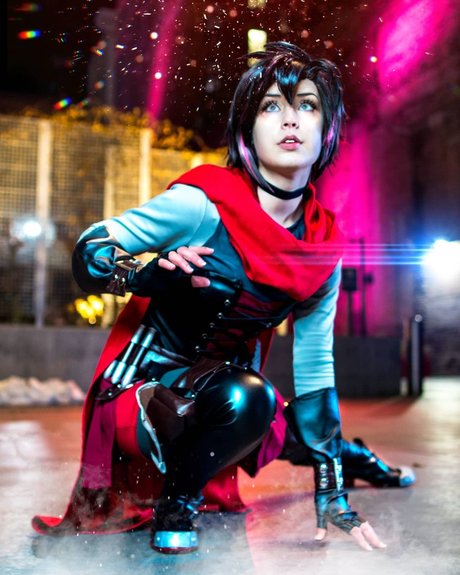 Raineemery model erotic gallery