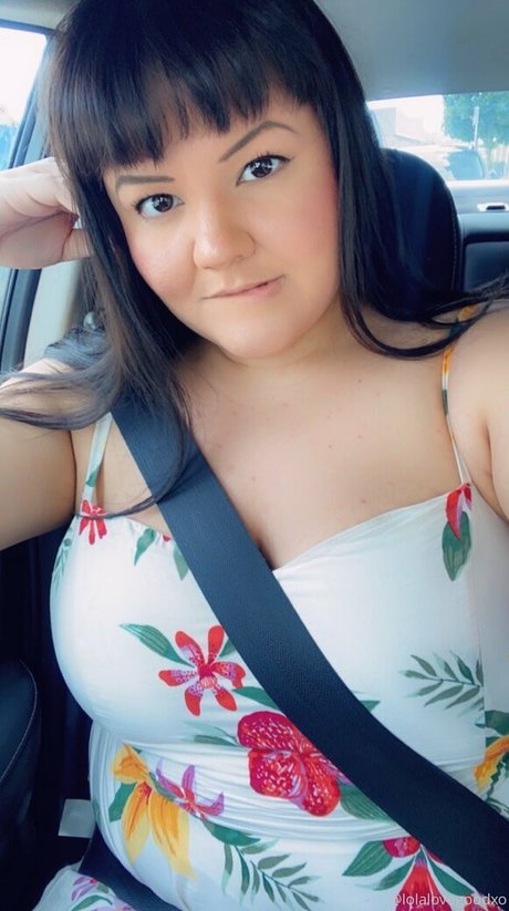 lolalovegoodxo sex actress photo