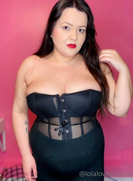 lolalovegoodxo free pornstar pic