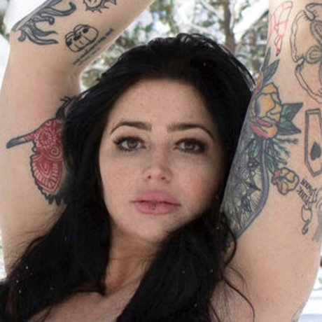 Cleodora model pretty photos