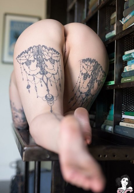 Cleodora art model images