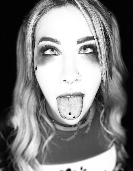 isapecas pornstar art photo