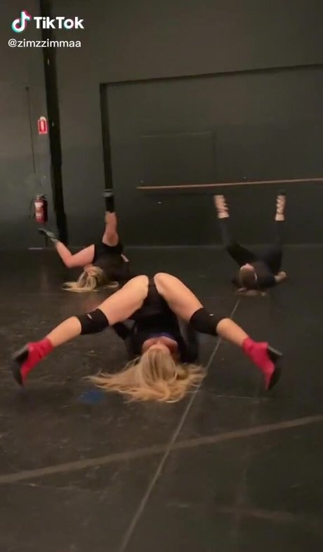 gloryhole onlyfans hot porn pics