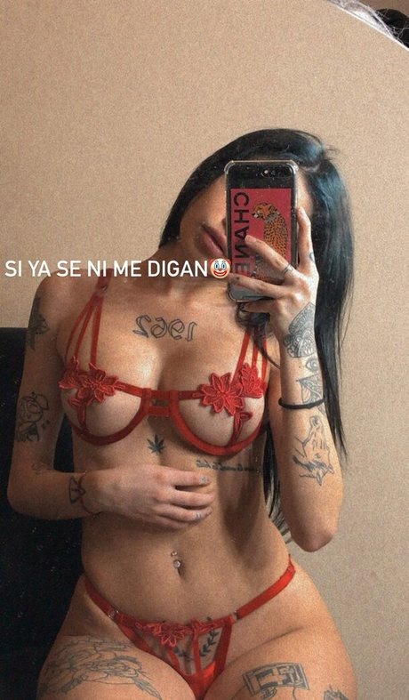 Vicky Balena nude actress gallery