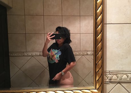 Disturbia erotic pornstar pic