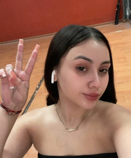 mariaduartegs pretty model image