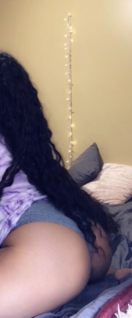 asian influencer onlyfans adult photo