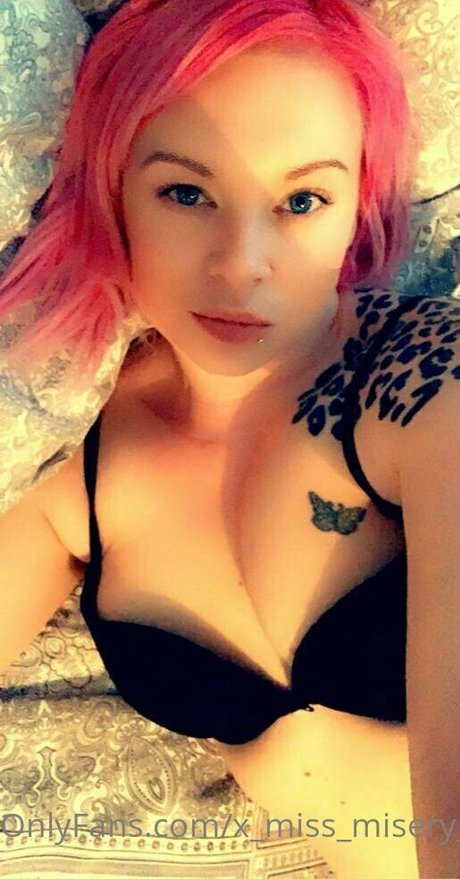 female influencer onlyfans hot img