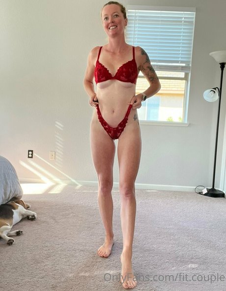 fit couple model photos