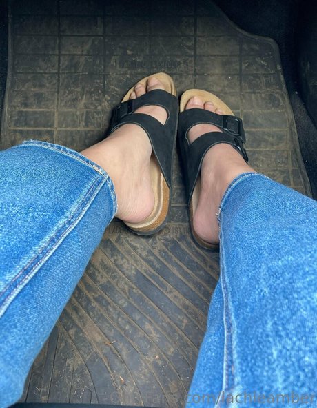 lachleamber pretty pornstar img